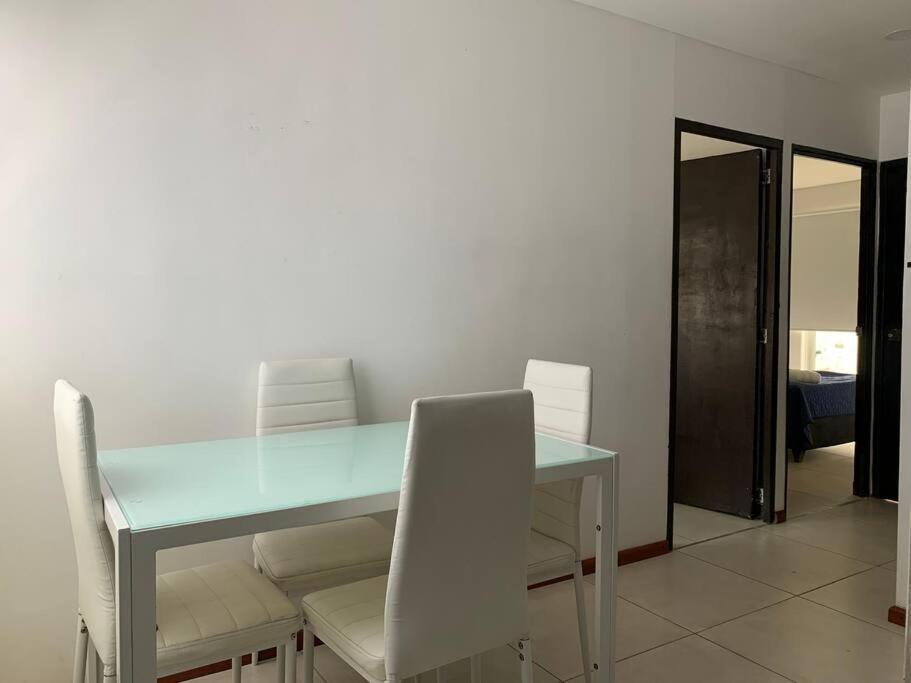Cerca Del Centro Comercial Titan. 300 Appartement Bogotá
